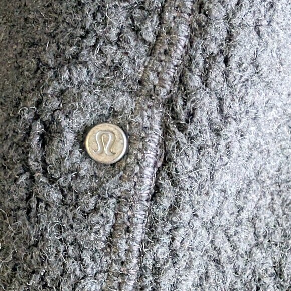 Lululemon Held in Warmth Sherpa Jacket - Picture 10 of 16